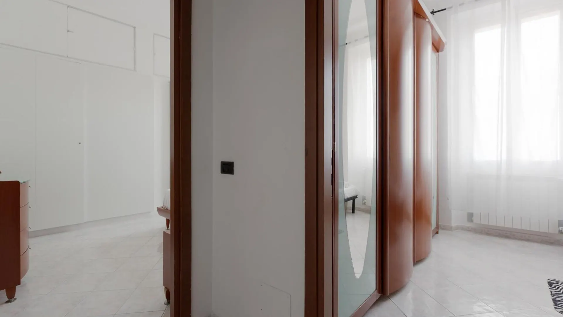 Milan Cosy Apartment - Urban Comfort 0*,  Itálie